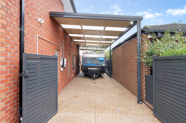 Caravan Carport, Berwick