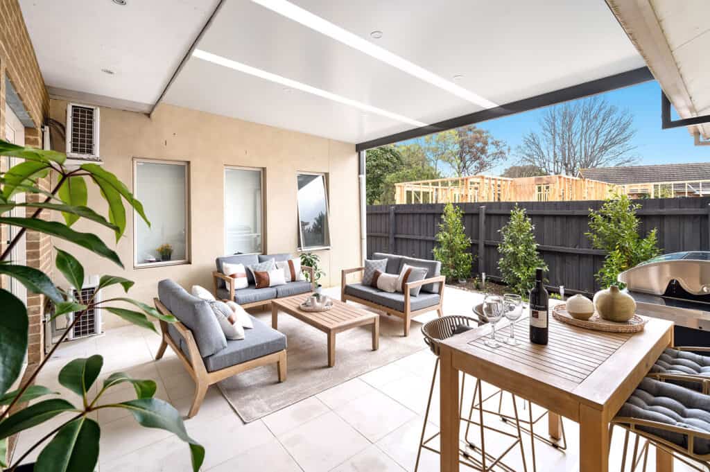 Flat roof patio for a modern outdoor living space