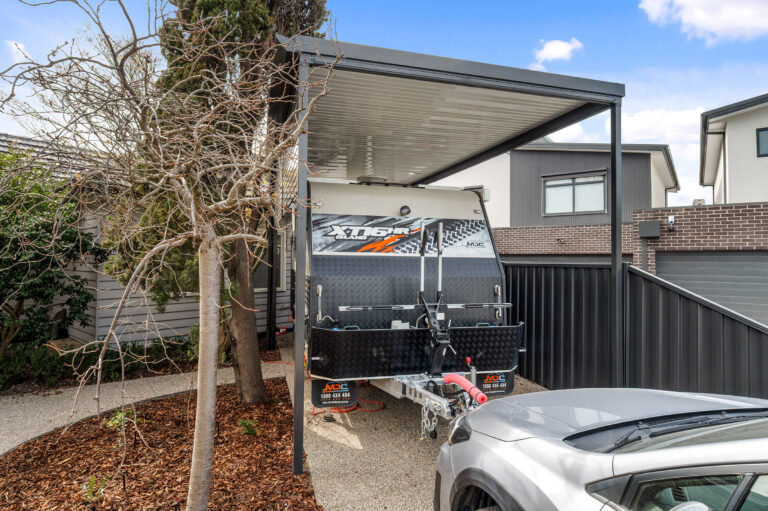 Caravan Carport, Pascoe Vale